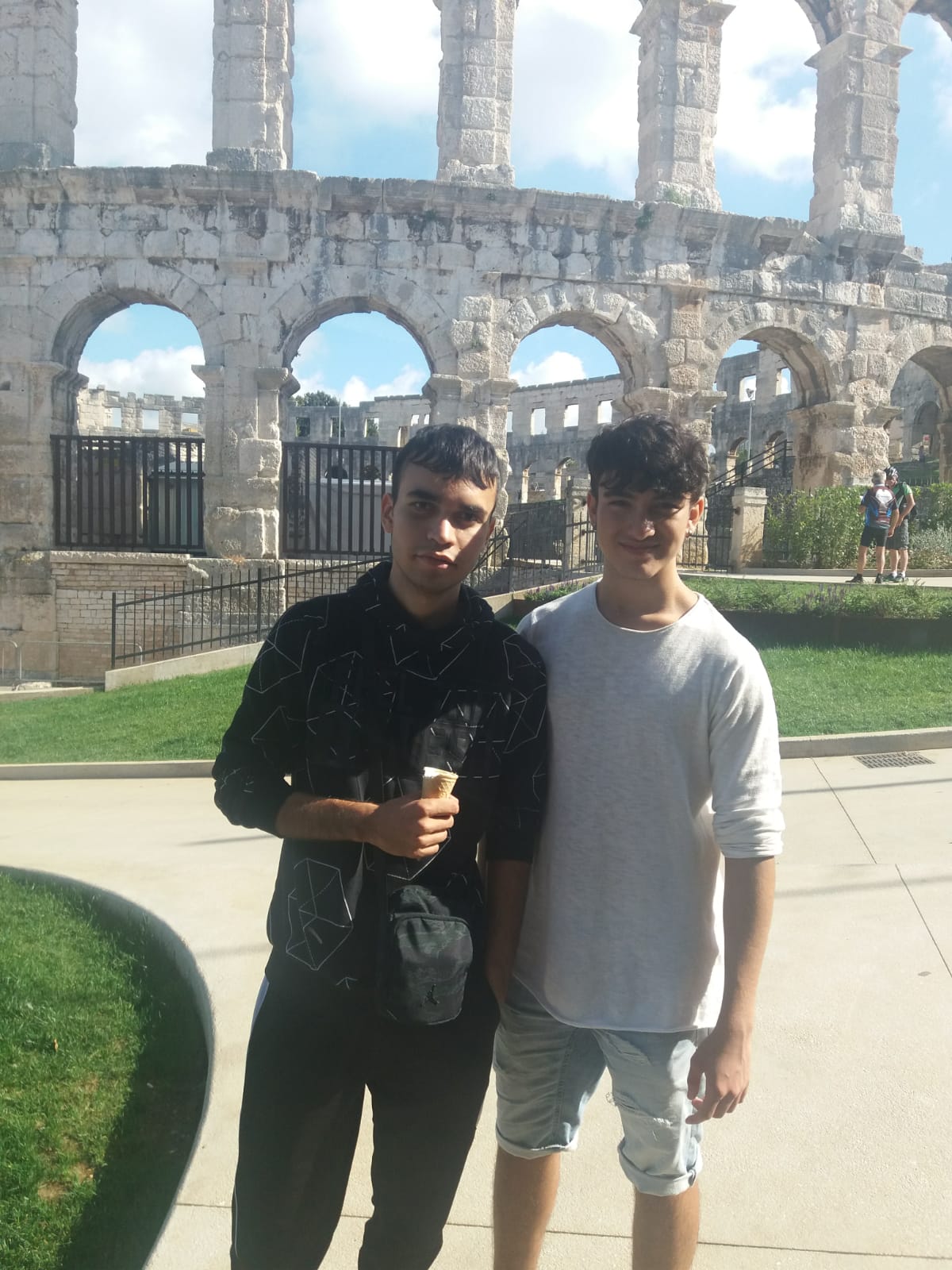 tl_files/fM_k0002/Bilder fuer Klassenhighlights/9. Klasse/Abschlussfahrt 2019 20/Abschlussfahrt 9ab 2019 2.jpg